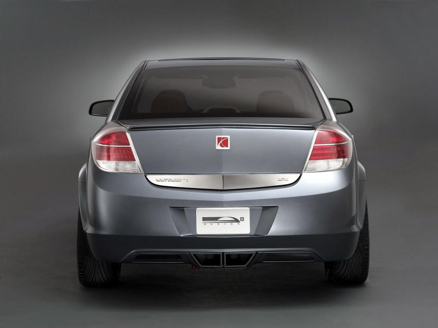  Saturn Aura Concept 2005 года  (фото 12 из 15)
